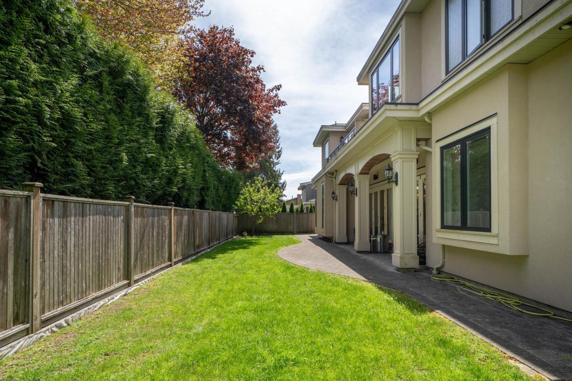 ريتشموند، كولومبيا البريطانية Vancouver Shangrila House المظهر الخارجي الصورة